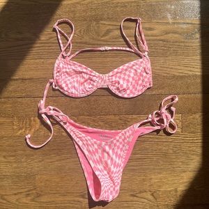 Frankie’s bikini worn once!!!!🌸🌸